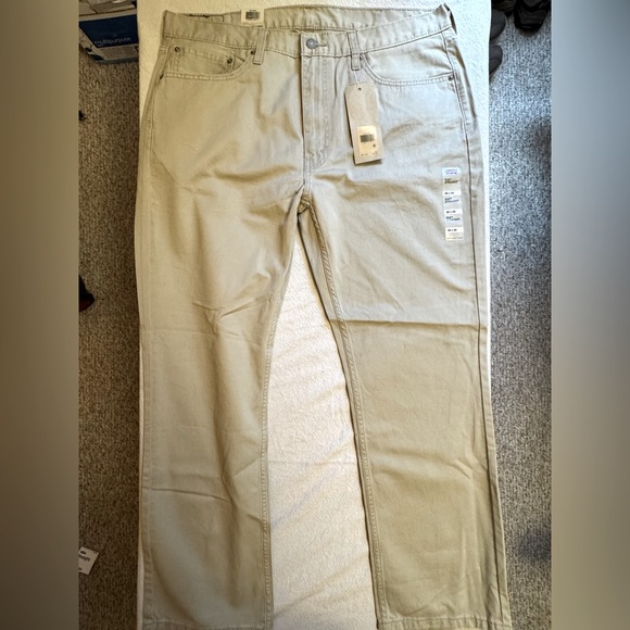 Levi's Tan Chinos Classic Straight-Leg - Picture 1 of 4